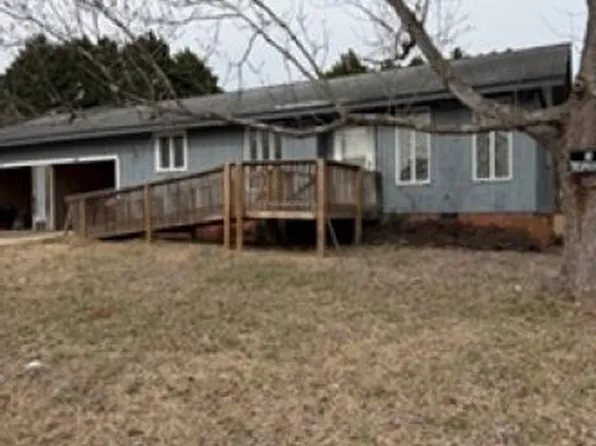 28 Scottie Ct #B, Greenville, SC 29617