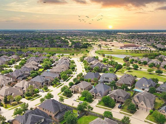 Desirable Stanley Elementary School is just around the corner