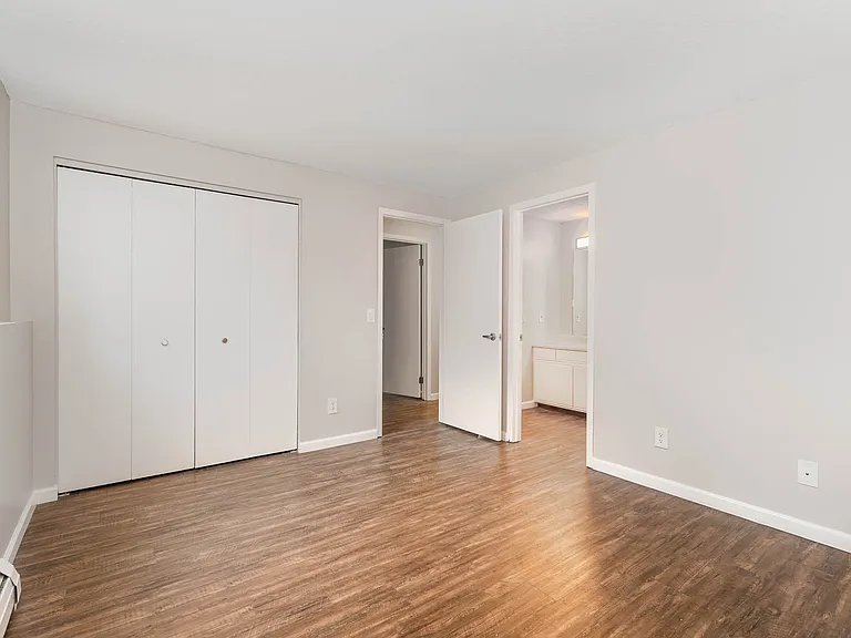 The Tides 1510 Veterans Dr — Photo 64