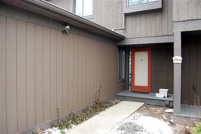 1st image of 2549 Meade Ct #25