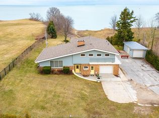 340 Seacliff Dr W, Leamington, ON N8H 4E1