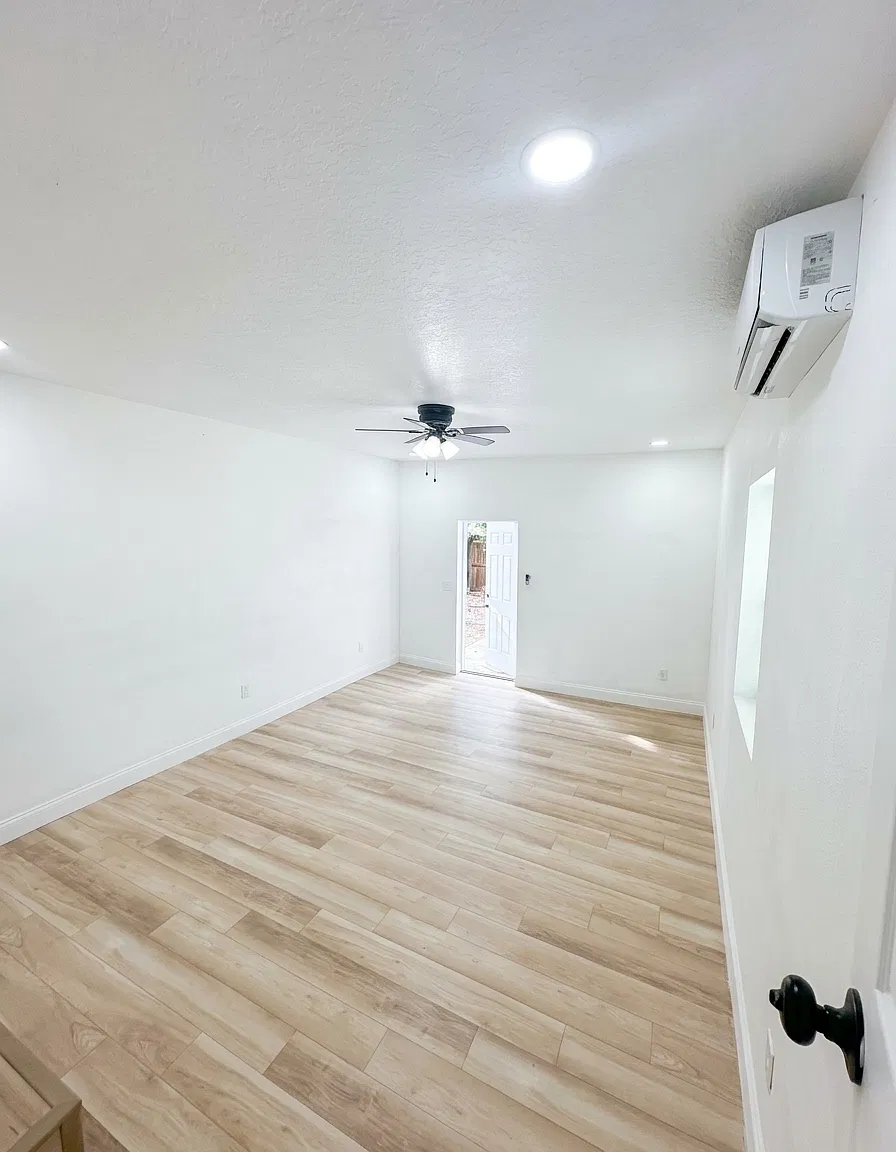 1 bed, $1,100 — Photo 4