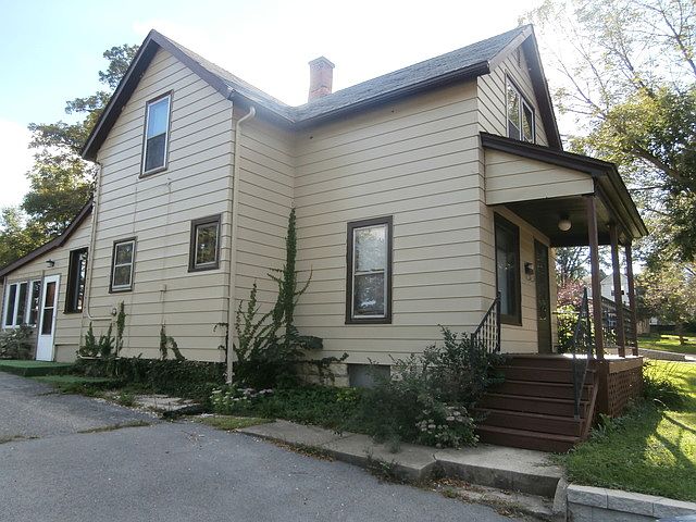 1st image of 908 W Fisk Ave