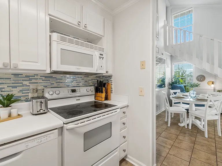17462 Front Beach Rd #32B — Photo 19