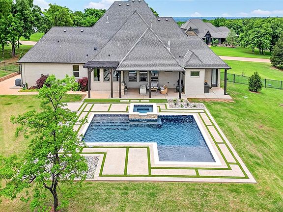 2nd image of 11601 Piazza Way