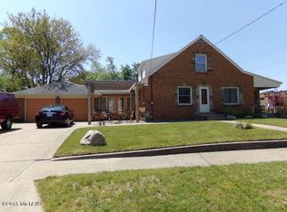 146 Honeoye St SW, Wyoming, MI 49548
