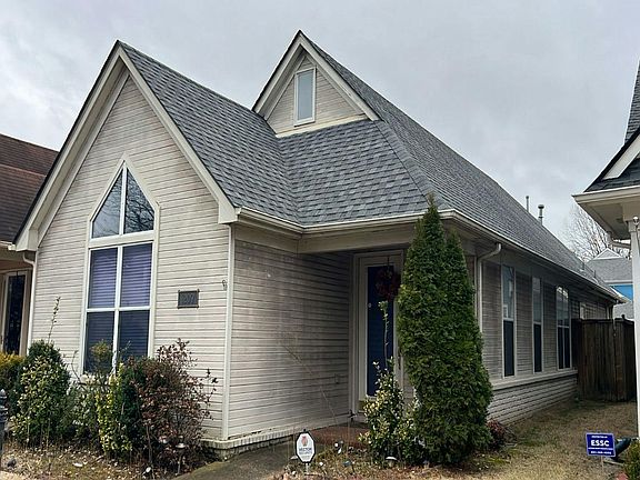 2nd image of 1207 Harbor River Dr