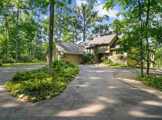 2340 Pinecrest St, Harbor Springs, MI 49740