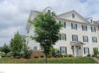 7310 McConnell Dr, Kernersville, NC 27284