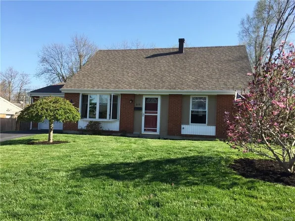 615 Morning Glory Ln, Englewood, OH 45322
