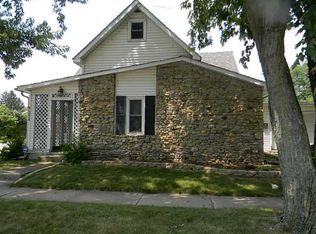 9214 W High St, Yorktown, IN 47396