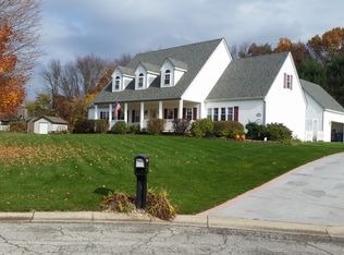 775 Walter Dr, Hebron, IN 46341