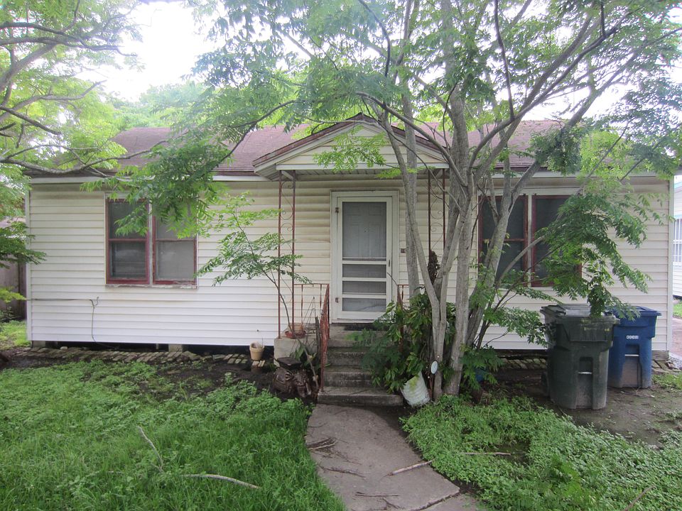 1st image of 413 Breckenridge Dr