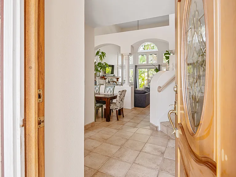 5017 Viewridge Way — Photo 6