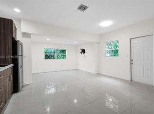 18 NW 45th St #A, Miami, FL 33127