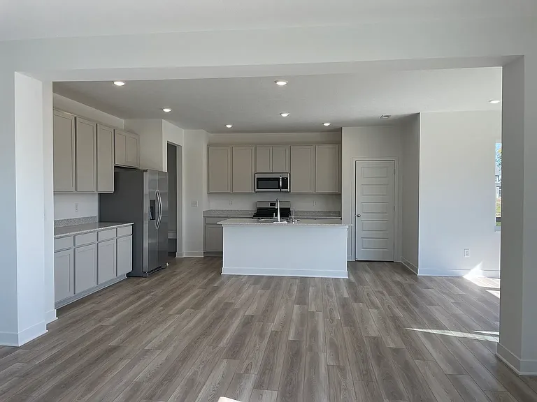 6138 Balsam Ct — Photo 8