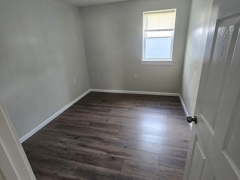 706 Cedar Ave #1 — Photo 11