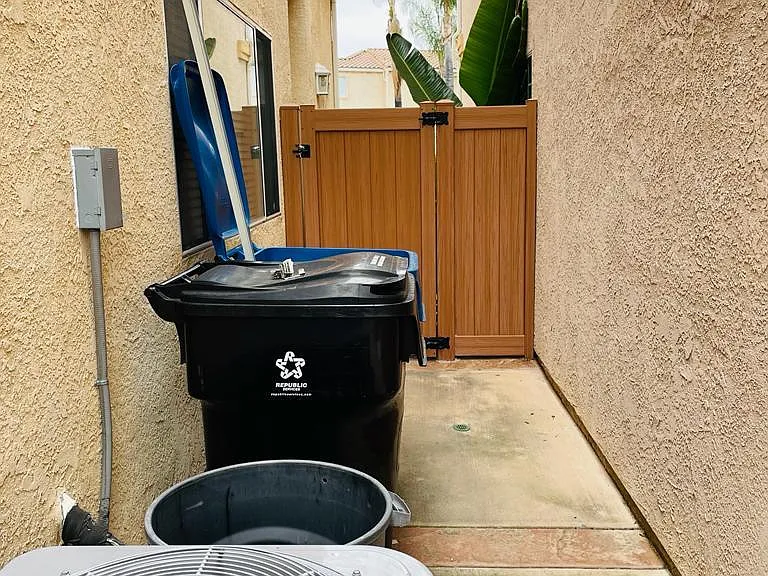 9642 Galvin Ave — Photo 16