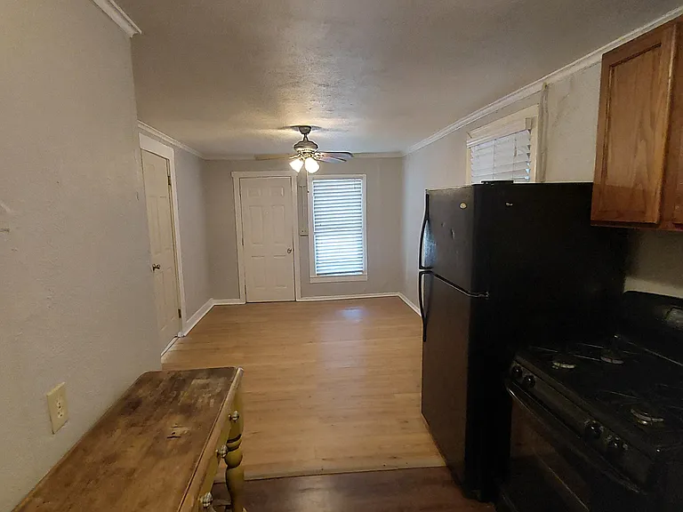 1729 S Henderson St #D — Photo 7