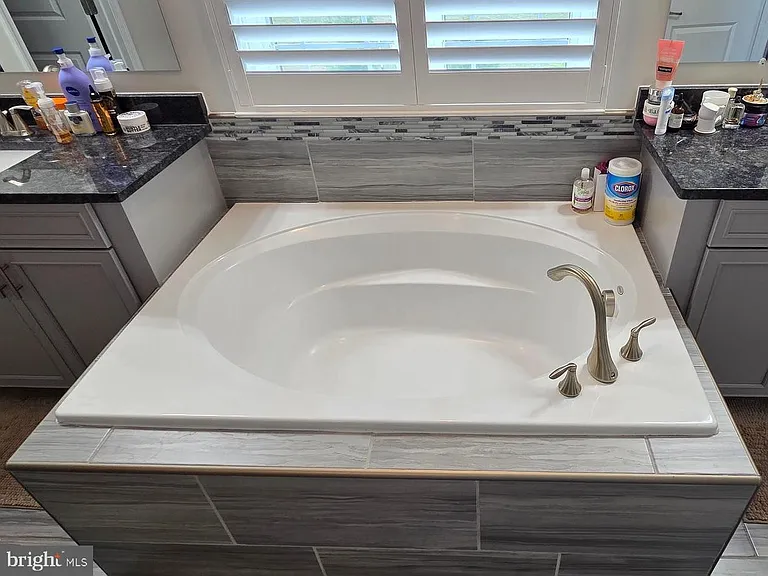 4533 Shakespeare Cir — Photo 22