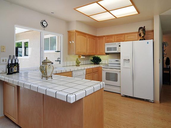 5th image of 3774 Woodbark Ct