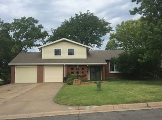 410 Aullwood Rd, Salina, KS 67401