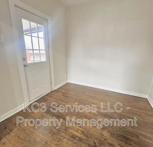 129 Brooklyn Ave — Photo 17