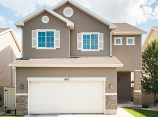 867 W Edinburgh Dr, North Salt Lake, UT 84054