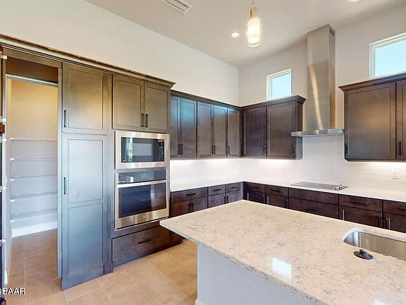 5th image of 26 Kingswood Ct