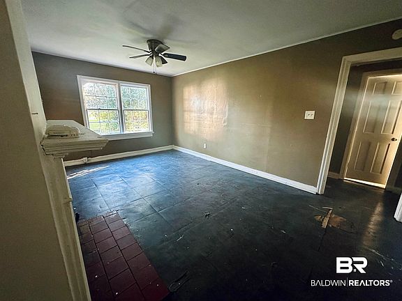 2nd image of 177 Glenn Ave