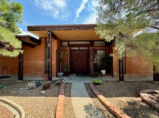 2902 La Camila Rd NE, Albuquerque, NM 87111