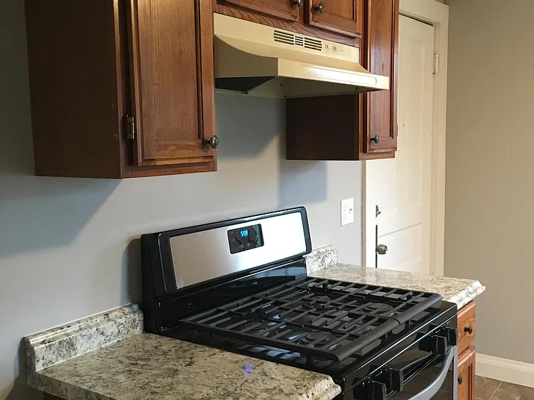 1606 Monroe St NE #1 — Photo 8