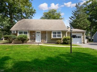 122 Edison St, Wyckoff, NJ 07481