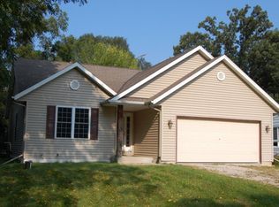 7634 Franklin St, Burlington, WI 53105
