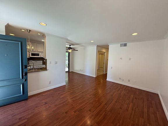 2nd image of 1647 Orinda Ct