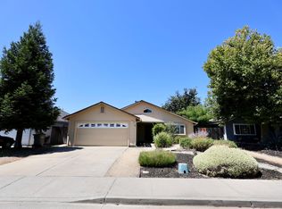 1102 Valley Oak Dr, Winters, CA 95694