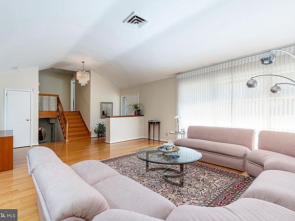 5th image of 259 Tomkenn Rd