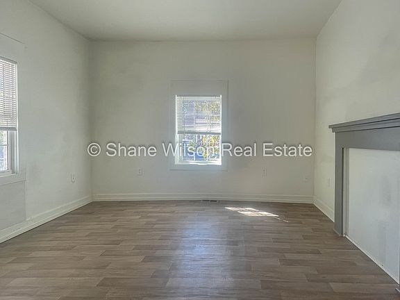 5th image of 1615 S Orchard Knob Ave
