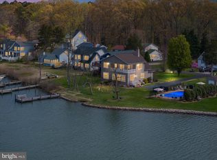 5936 Sneed Dr, Deale, MD