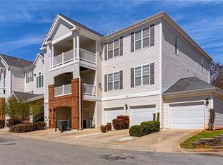 317 College Rd UNIT 102, Greensboro, NC 27410