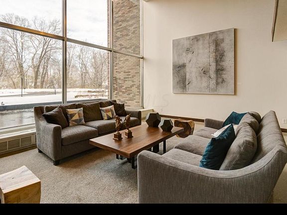 3rd image of 1000 Urlin Ave APT 909