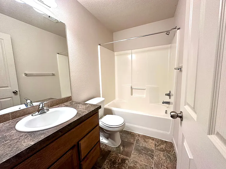 5215 NE 83rd Pl — Photo 17