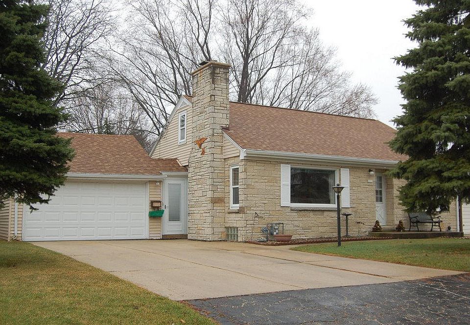 1st image of 4821 W Saint Francis Ave