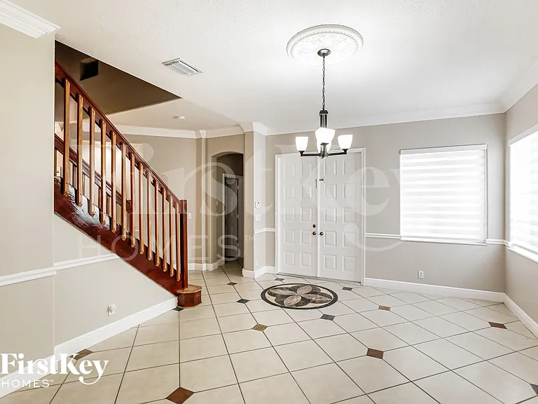 16324 SW 15th St — Photo 6