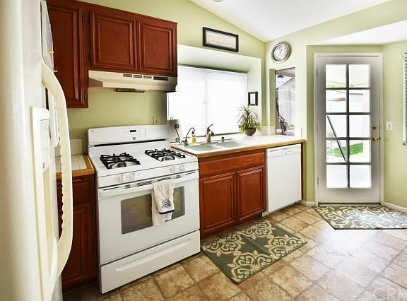 Large kitchen window over the sink.  Lots of natural light!