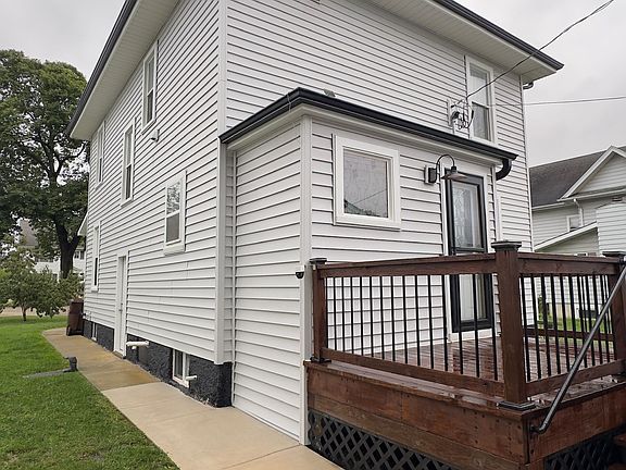 4th image of 328 N 12th St