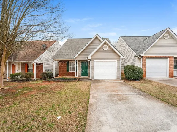 3045 Lakeside Cir, Covington, GA 30016