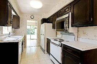 5th image of 2707 Birchwood Ave