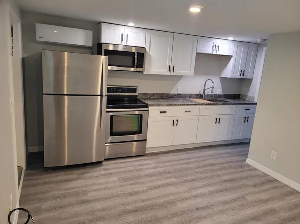 313 Benson St, Naples, FL 34113