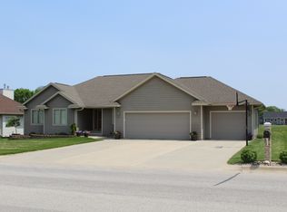 1827 Elmhurst Ave, Humboldt, IA 50548
